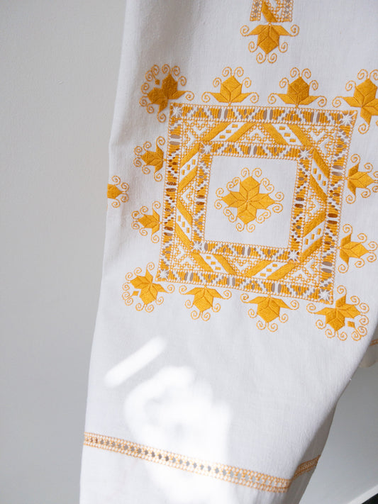 Bielo-žlté nohavice