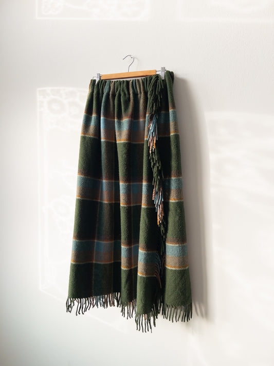 Wool skirt with fringes Green