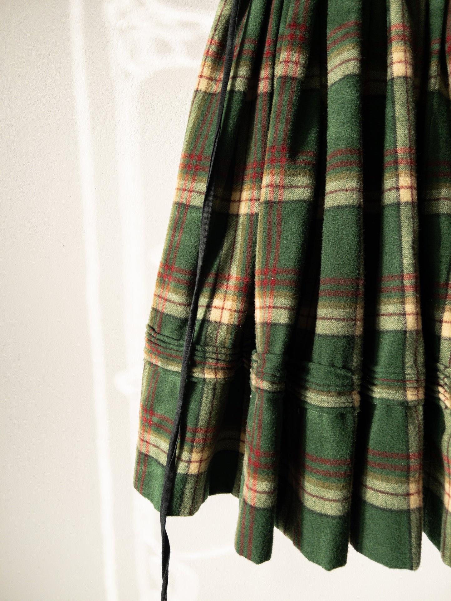 Vlnená sukňa Zelená