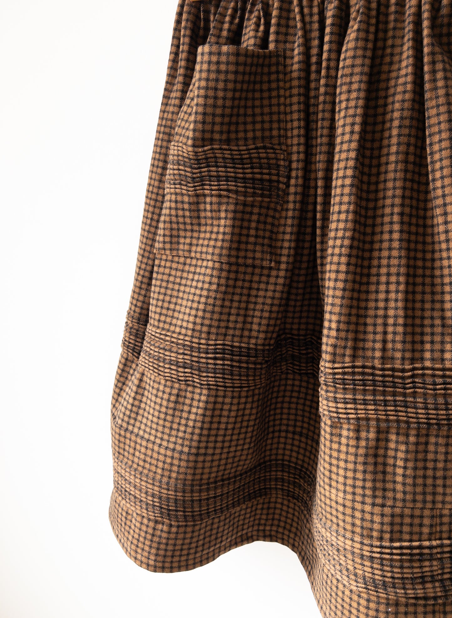 Woolen skirt Brown-black