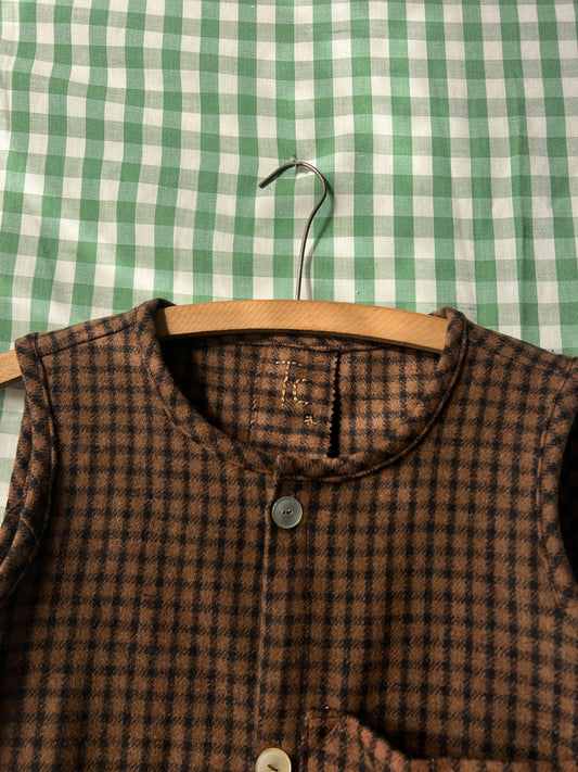 Vlnená vesta Hnedo-čierna