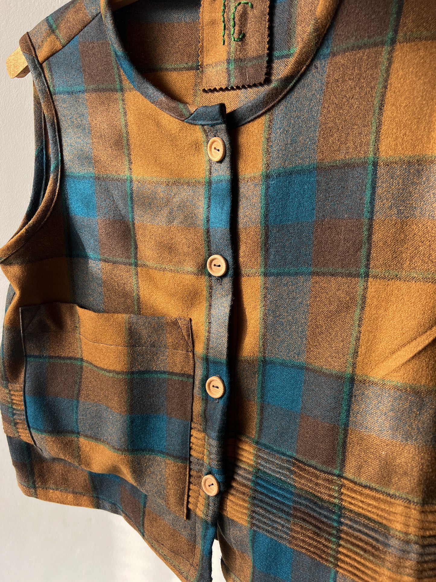 Vlnená vesta Oranžová