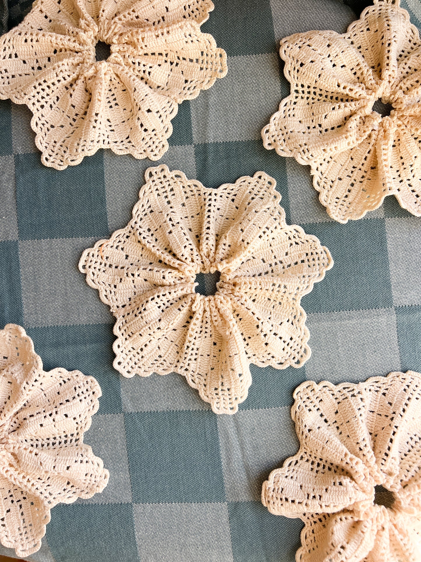 Háčkovaná gumička